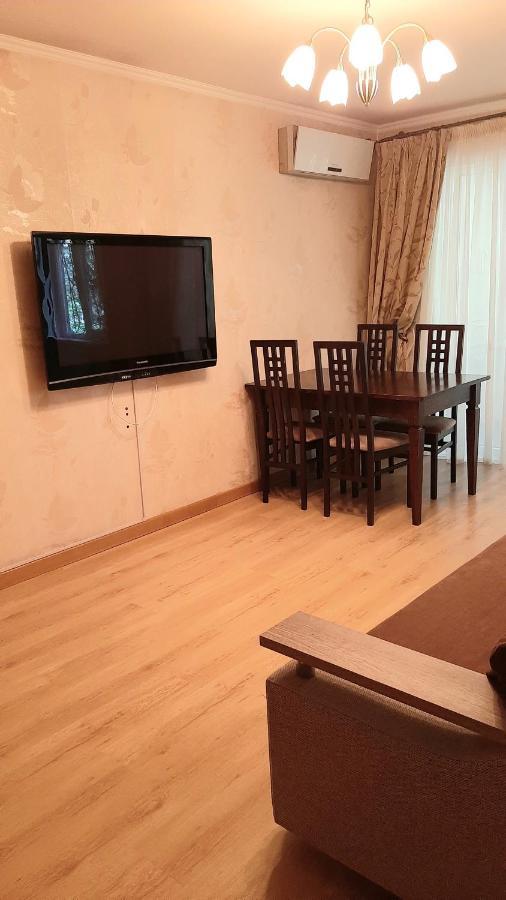 Апартаменты Koktem В Центре Алматы Almaty Ngoại thất bức ảnh
