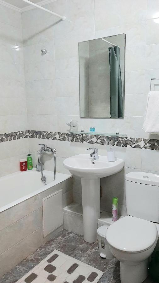 Апартаменты Koktem В Центре Алматы Almaty Ngoại thất bức ảnh